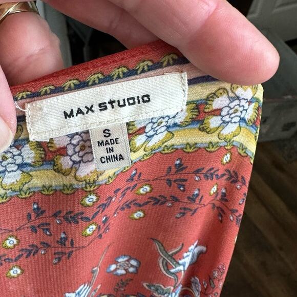 Max Studio Bohemian Floral Scarf Flutter Sleeve Top Size Small Rust Red - Picture 8 of 9